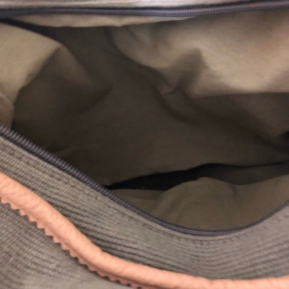 Handbag - Picture 4 of 4